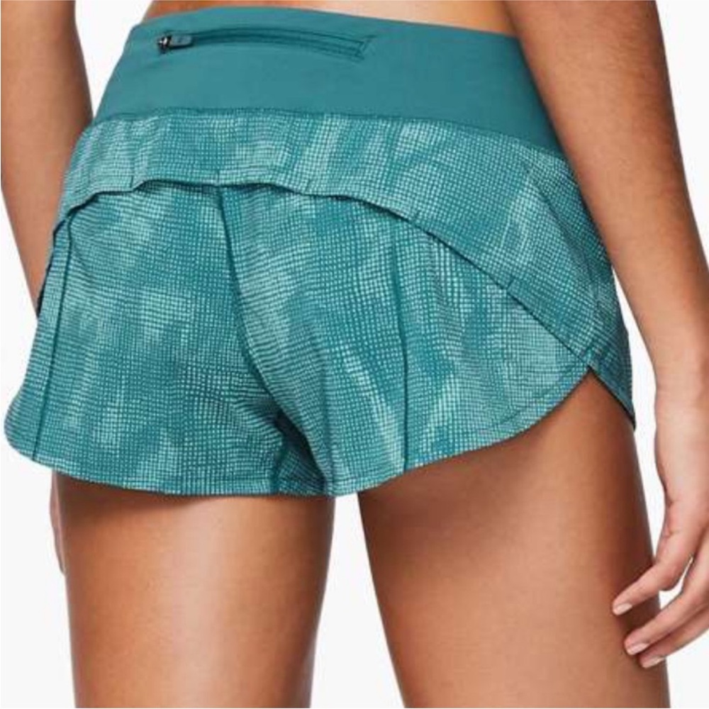 Lululemon Speed Up Short, 2.5” inseam - Size 4